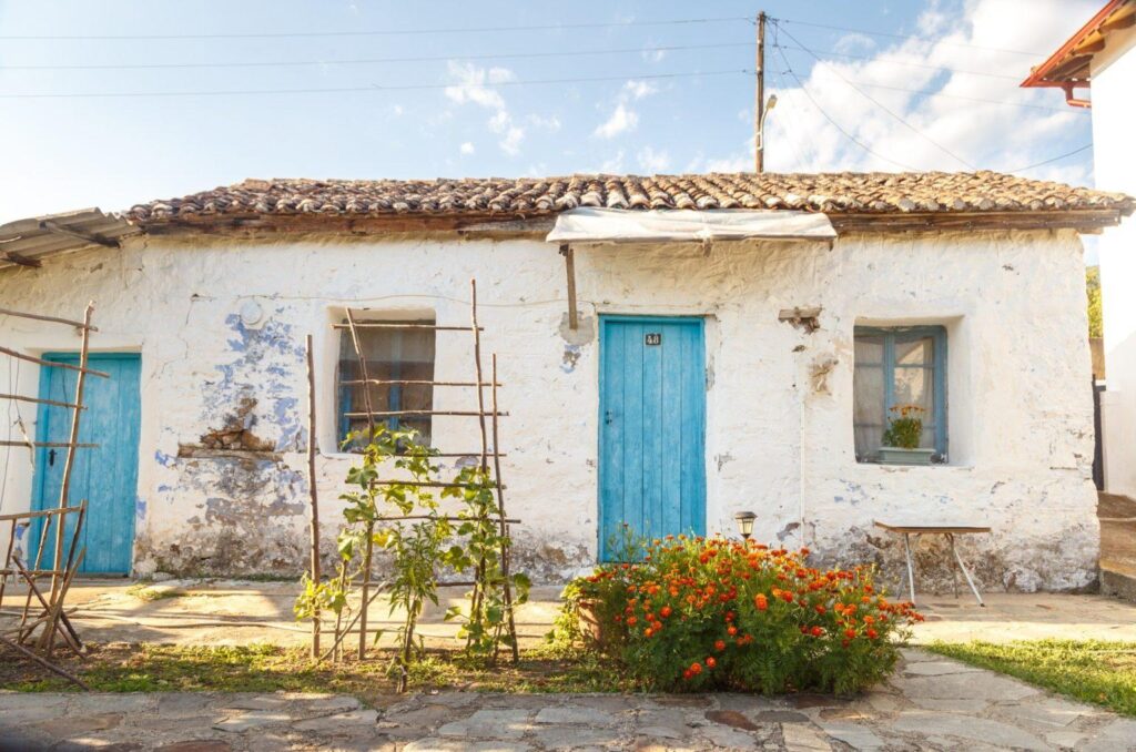 Πυρήνες: Η ανοικοδόμηση του Άνω Καρυοφύτου το 1950