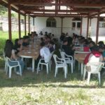 Ο Σύλλογος Απογόνων Προσφύγων Άνω Καρυοφύτου παραθέτει γεύμα σε μαθητές